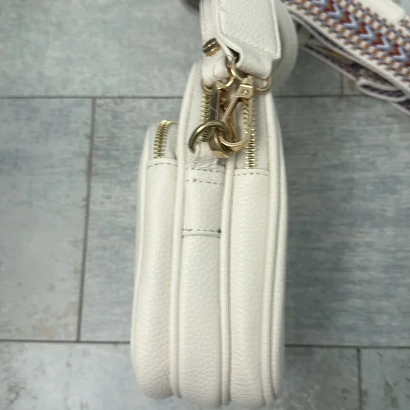 Crossbody Bag NWOT - Picture 7 of 10